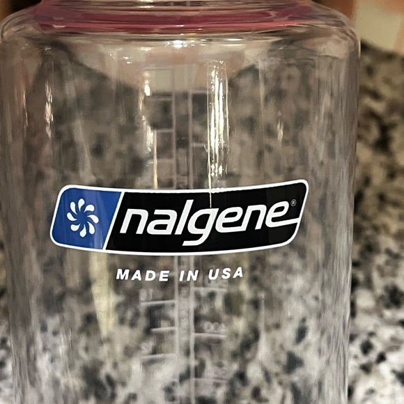 Nalgene Water bottle - Picture 2 of 7